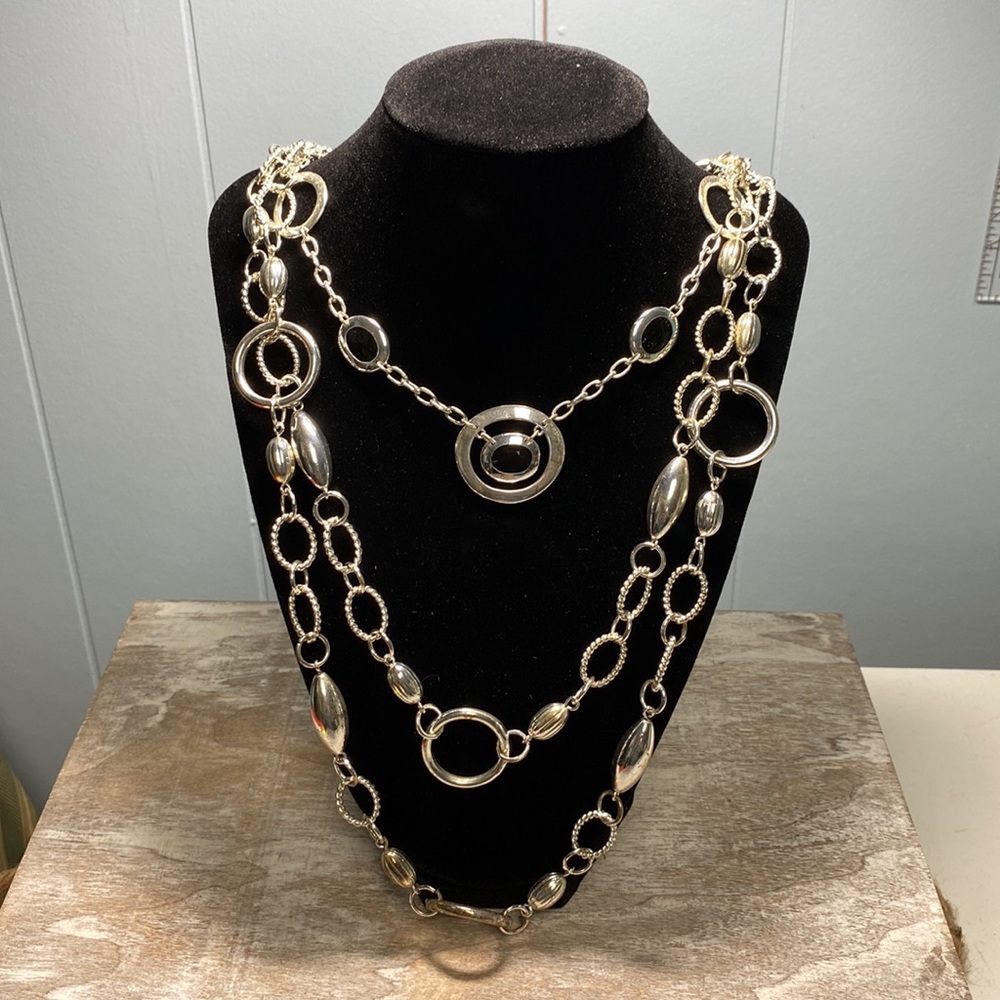 Set of two Silvertone necklaces
